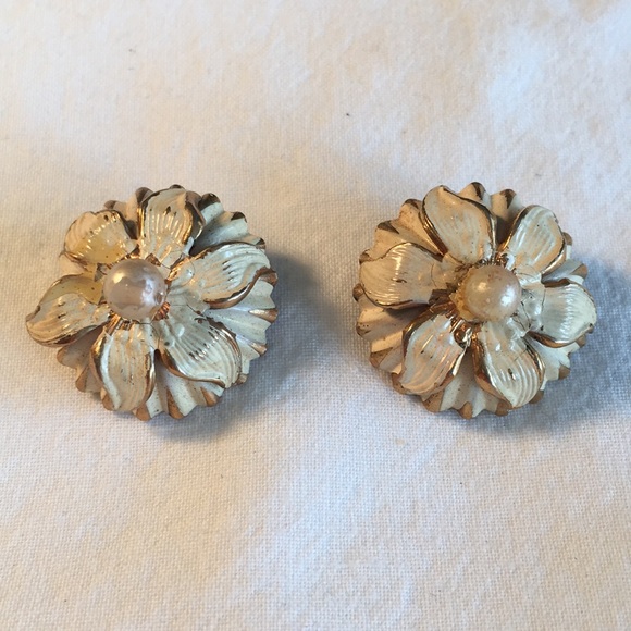 Vintage Moorehouse Enameled Clip On Earrings - Picture 2 of 6